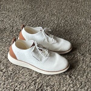 White and Tan Men's Casual Shoes